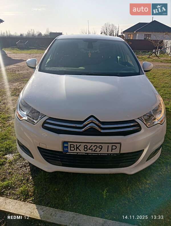 Хэтчбек Citroen C4 2011 в Сарнах фото 6 Хэтчбек Citroen C4 2011 в Сарнах