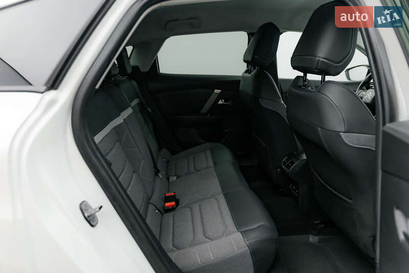 Хэтчбек Citroen C4 2023 в Киеве фото 10 Хэтчбек Citroen C4 2023 в Киеве
