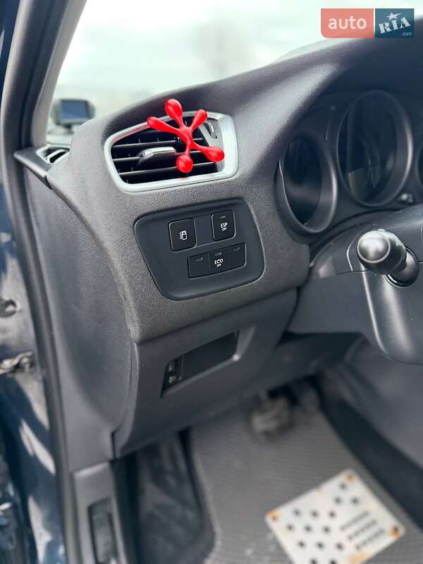 Хэтчбек Citroen C4 2012 в Ивано-Франковске фото 21 Хэтчбек Citroen C4 2012 в Ивано-Франковске