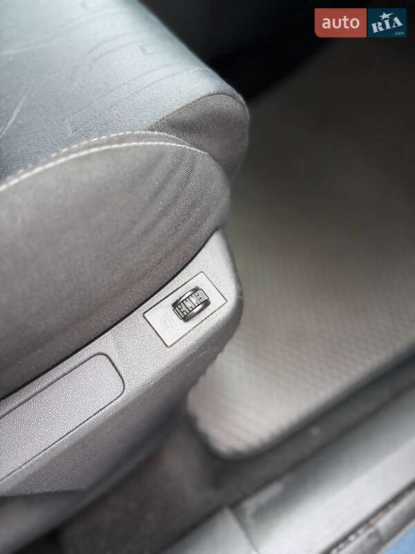 Хэтчбек Citroen C4 2012 в Ивано-Франковске фото 26 Хэтчбек Citroen C4 2012 в Ивано-Франковске