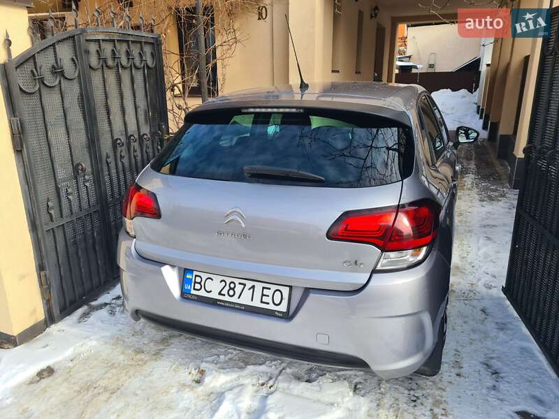 Хэтчбек Citroen C4 2016 в Львове