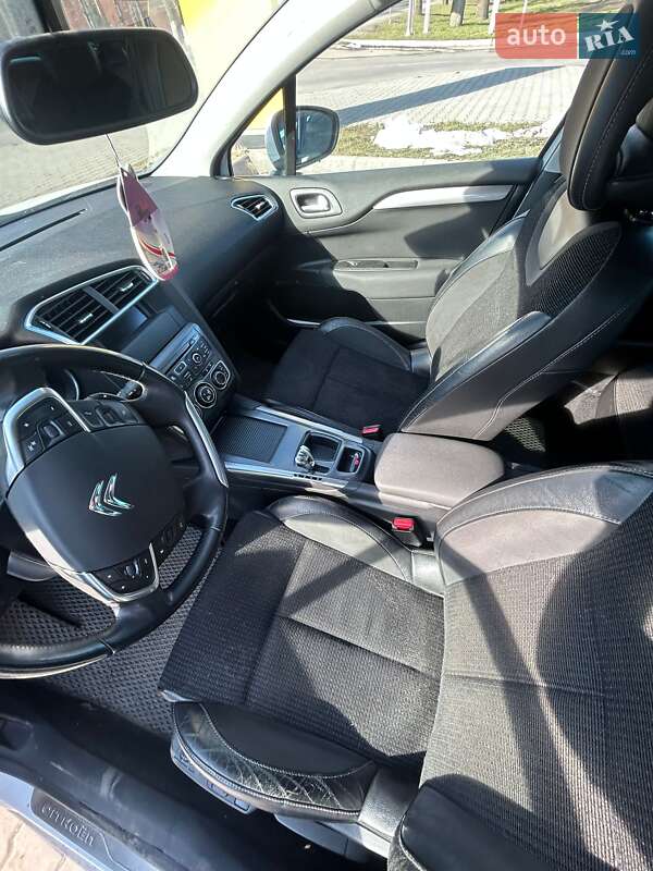 Седан Citroen C4 2013 в Ізмаїлі
