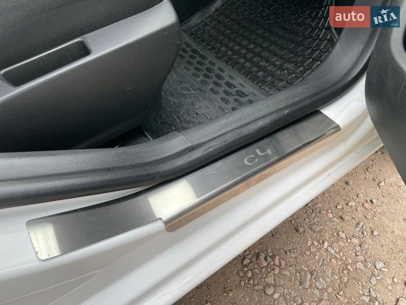 Хэтчбек Citroen C4 2017 в Одессе