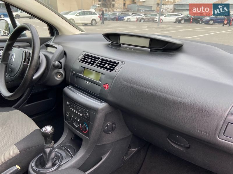 Хэтчбек Citroen C4 2007 в Киеве фото 11 Хэтчбек Citroen C4 2007 в Киеве