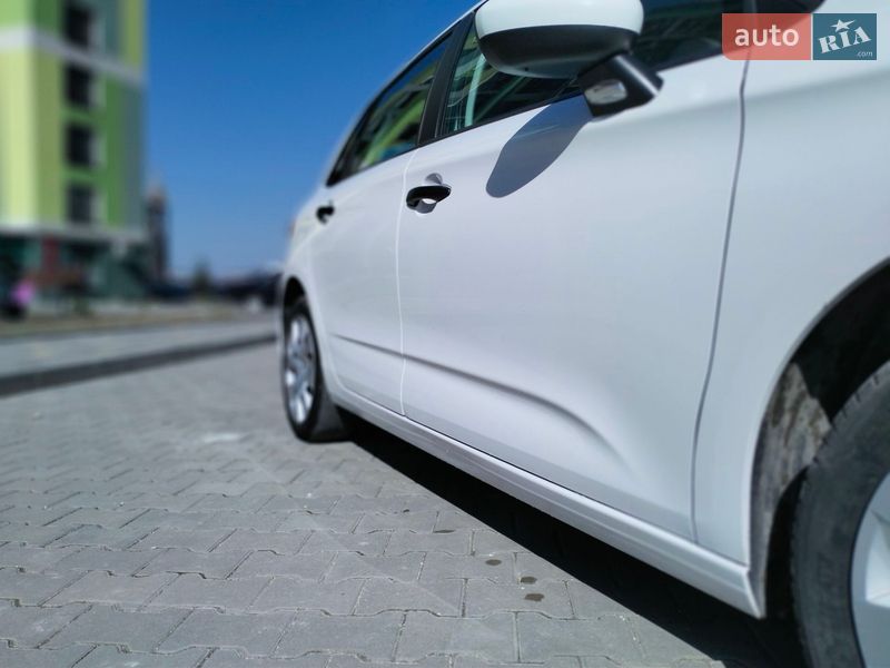 Хэтчбек Citroen C4 2013 в Тернополе