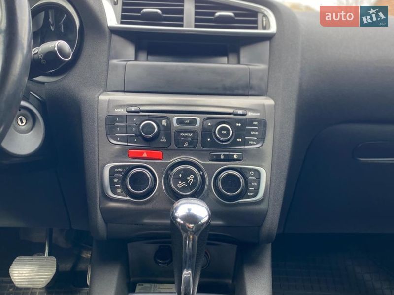 Хэтчбек Citroen C4 2012 в Прилуках фото 11 Хэтчбек Citroen C4 2012 в Прилуках