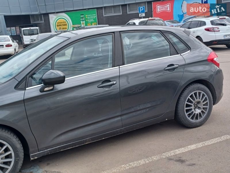 Хэтчбек Citroen C4 2013 в Павлограде фото 4 Хэтчбек Citroen C4 2013 в Павлограде