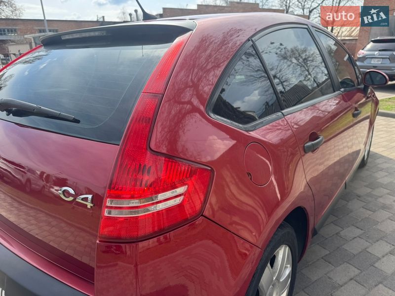 Хетчбек Citroen C4 2006 в Лубнах фото 16 Хетчбек Citroen C4 2006 в Лубнах