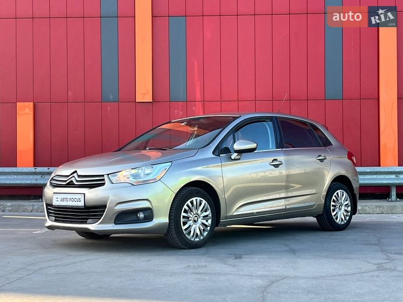 Хэтчбек Citroen C4 2013 в Киеве