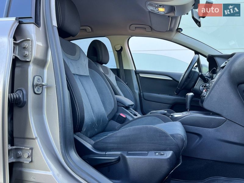 Хэтчбек Citroen C4 2013 в Киеве