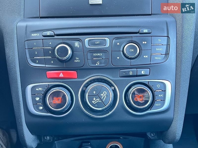 Хэтчбек Citroen C4 2013 в Киеве