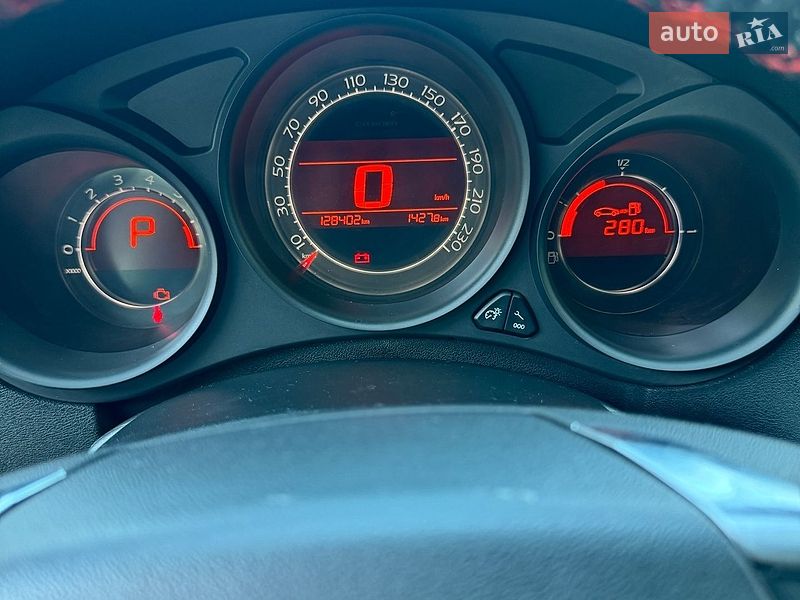 Хетчбек Citroen C4 2011 в Буську