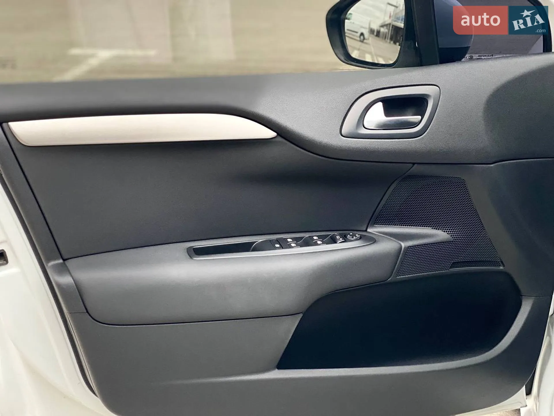 2016 Citroen C4 - мініатюра 12