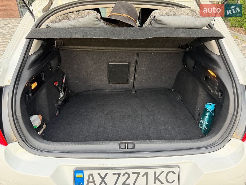 Хэтчбек Citroen C4 2012 в Харькове