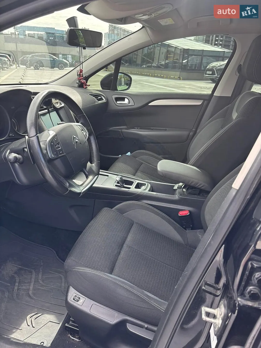 2015 Citroen C4 - мініатюра 21