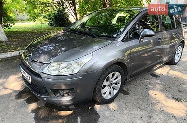 Хэтчбек Citroen C4 2009 в Волочиске