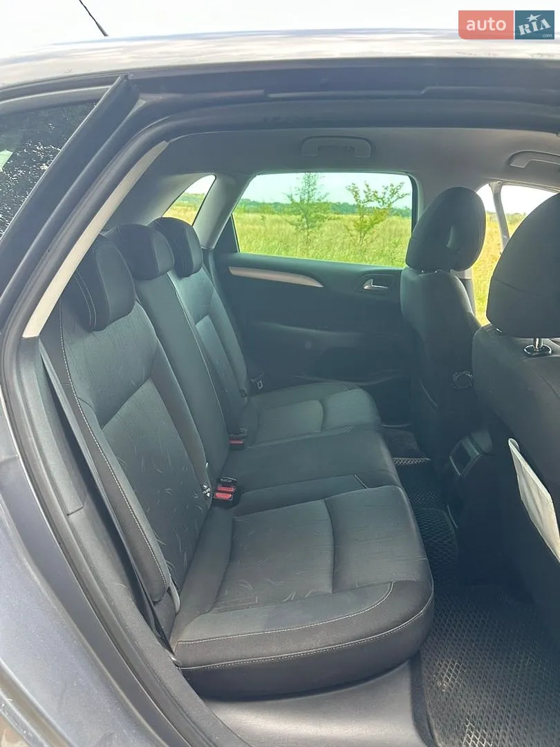 2011 Citroen C4 - мініатюра 11
