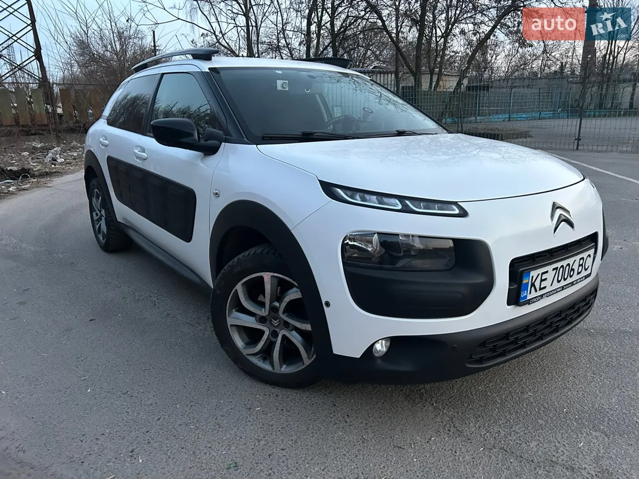 2015 Citroen C4 Cactus - мініатюра 11