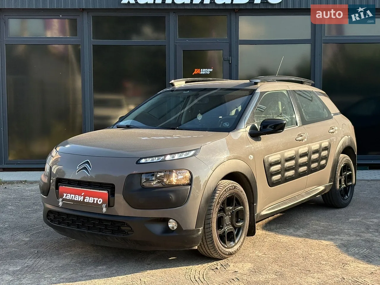 2017 Citroen C4 Cactus - мініатюра 28