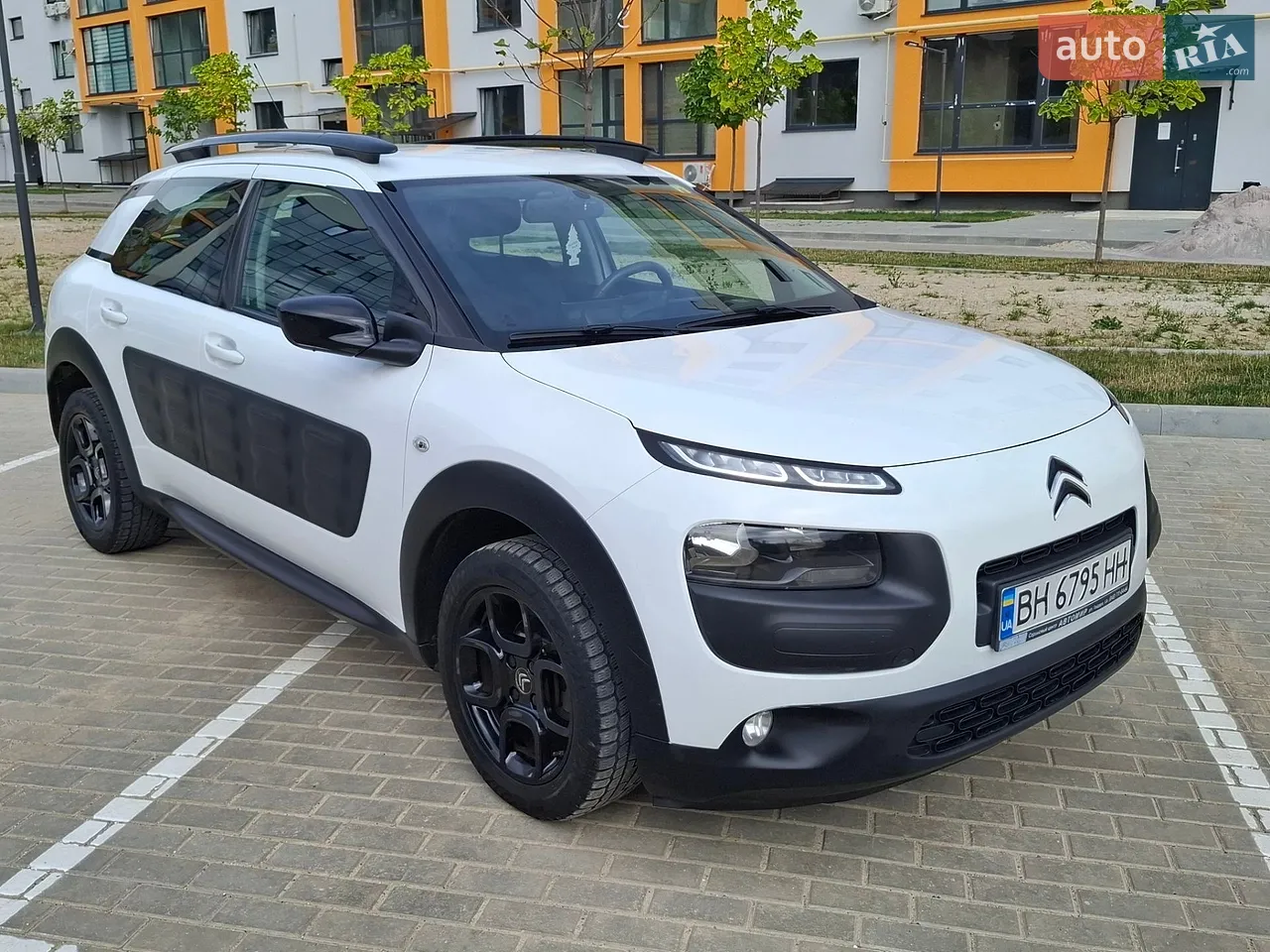 2017 Citroen C4 Cactus - мініатюра 35