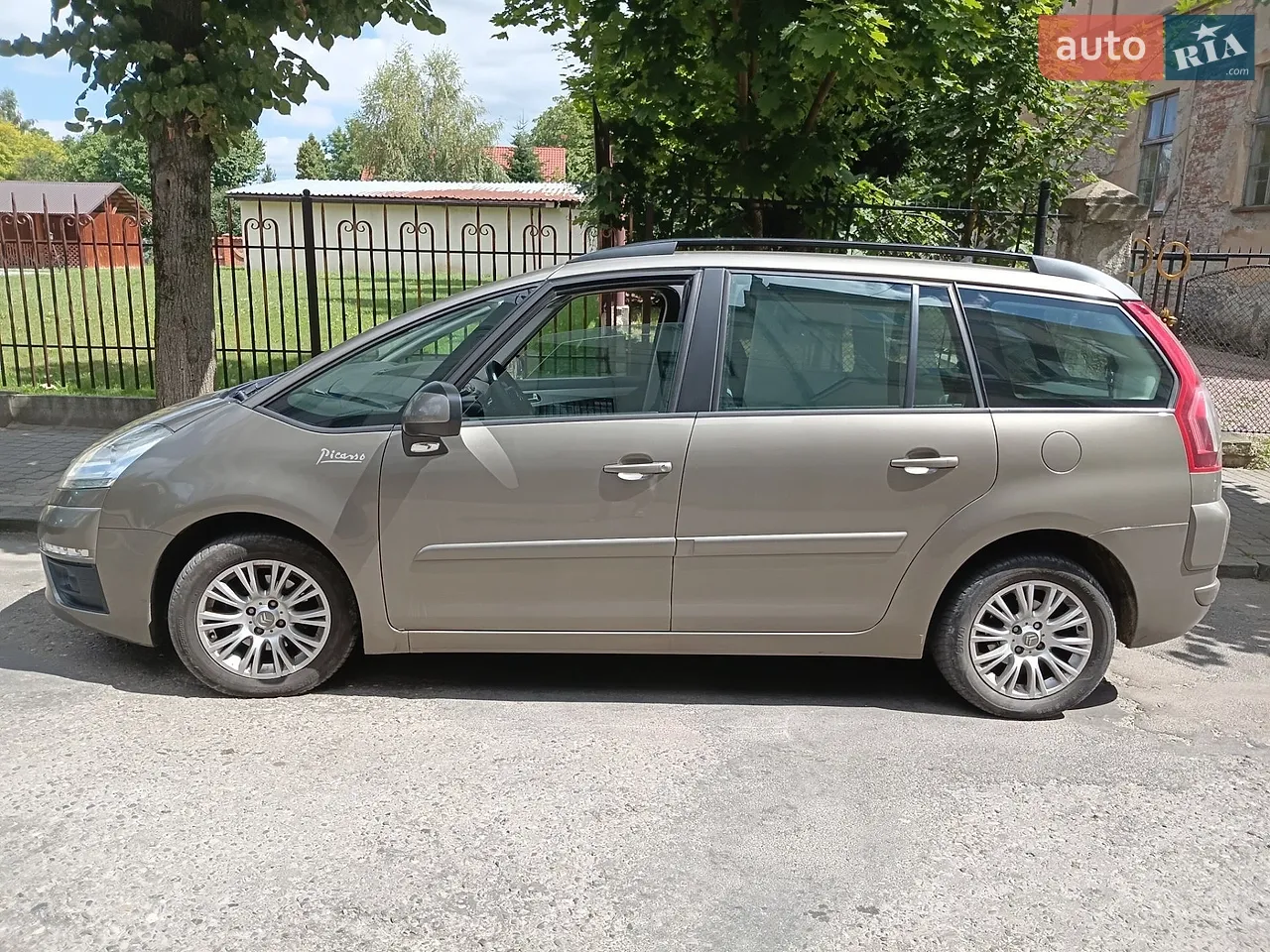 2011 Citroen C4 Picasso - мініатюра 35