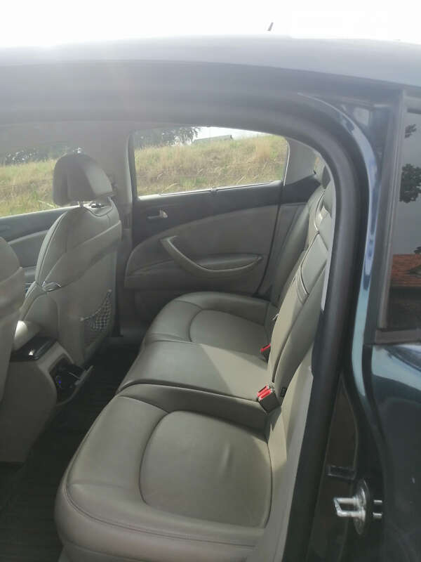 Седан Citroen C5 2010 в Городку