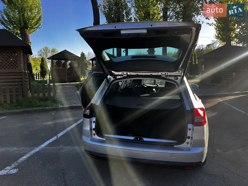 Citroen C5 2013 VIN VF7RWRHHADL511912 фото оголошення 18 з 53