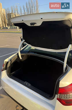 Седан Citroen C5 2012 в 