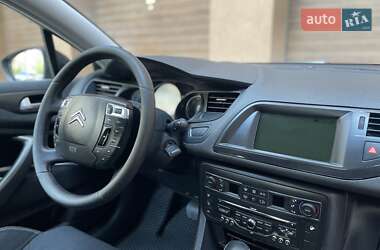 Седан Citroen C5 2010 в 