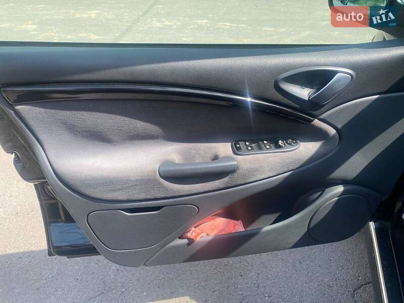 Седан Citroen C5 2007 в Нововолынске