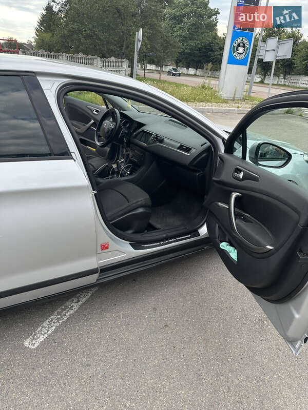 Седан Citroen C5 2012 в Овруче