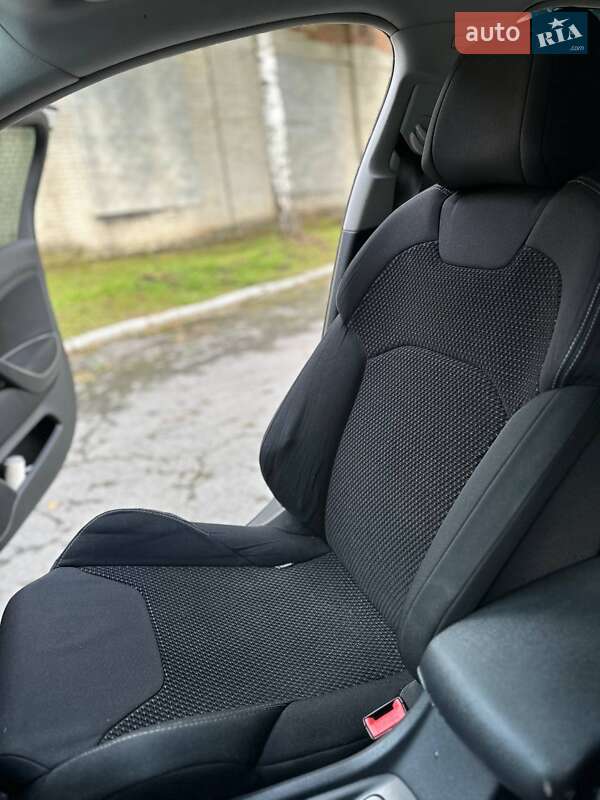 Седан Citroen C5 2010 в Кореці