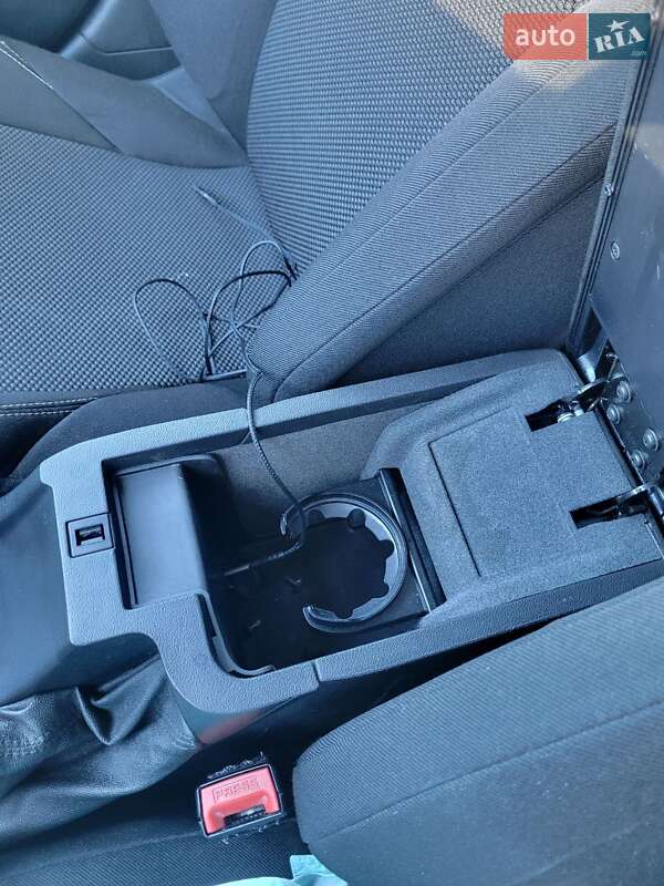 Седан Citroen C5 2014 в Киеве фото 35 Седан Citroen C5 2014 в Киеве