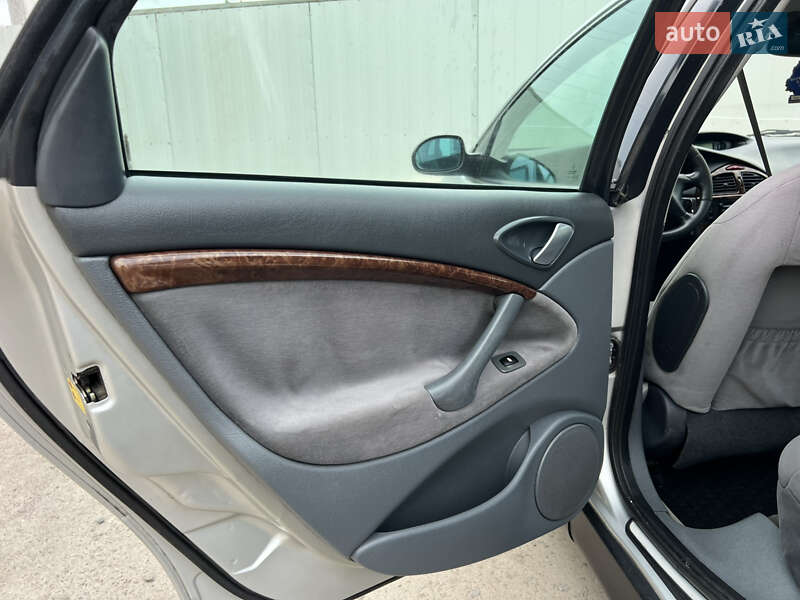 Седан Citroen C5 2002 в Дрогобыче