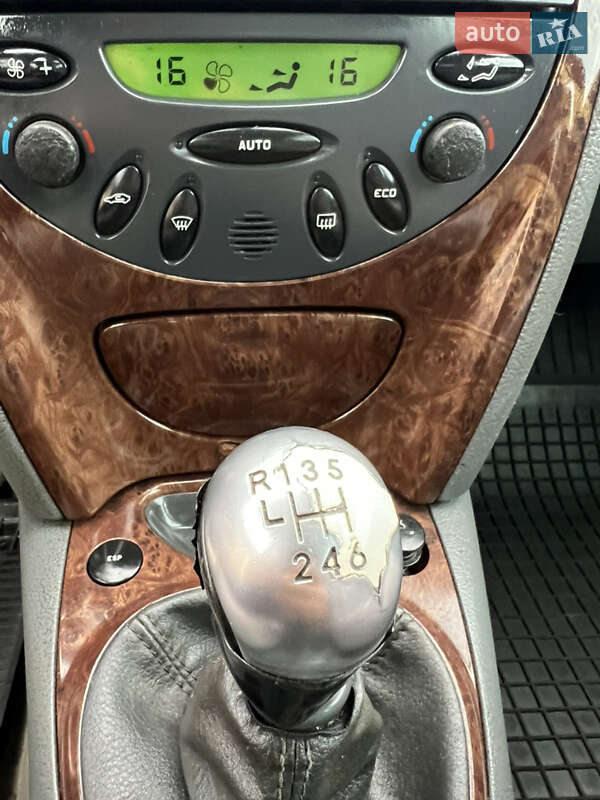 Седан Citroen C5 2002 в Дрогобыче