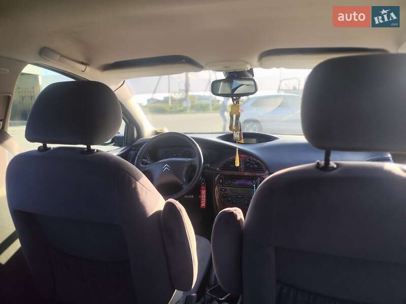 Седан Citroen C5 2003 в Львове