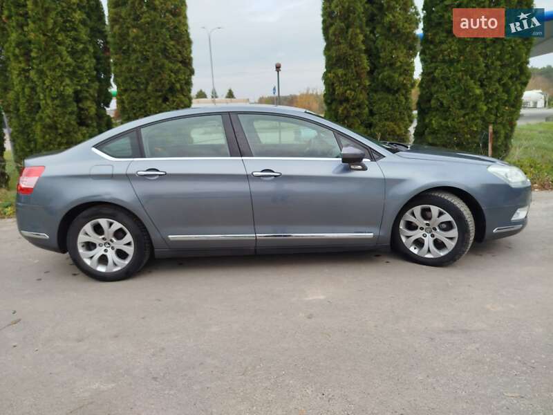 Седан Citroen C5 2009 в Почаеве
