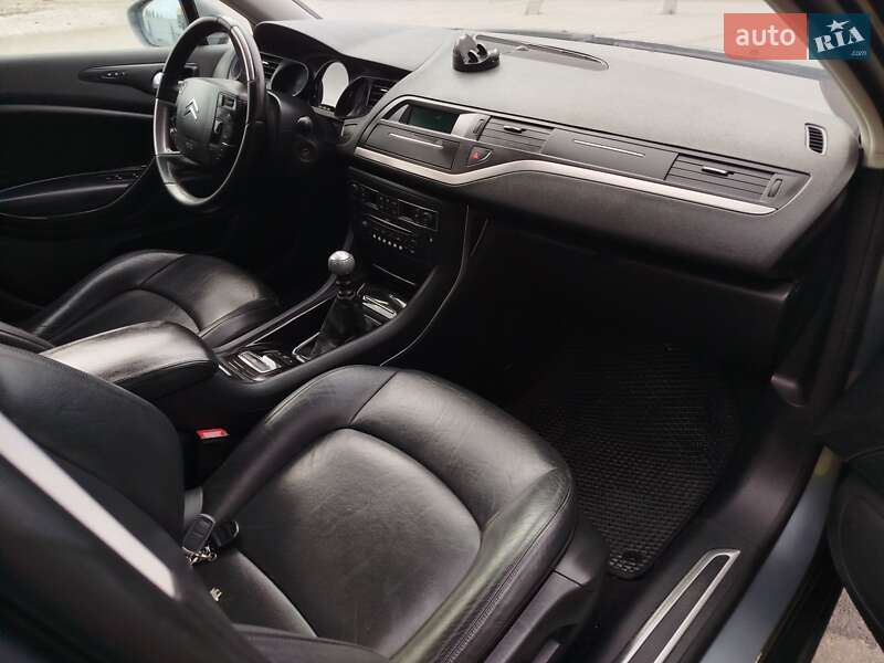 Седан Citroen C5 2009 в Почаеве