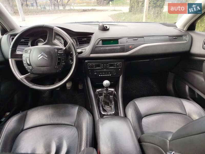 Седан Citroen C5 2009 в Почаеве