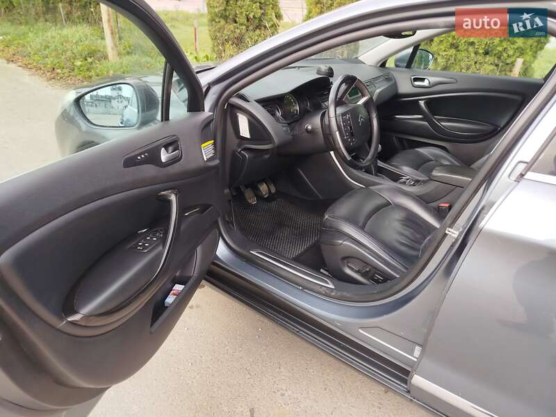 Седан Citroen C5 2009 в Почаеве