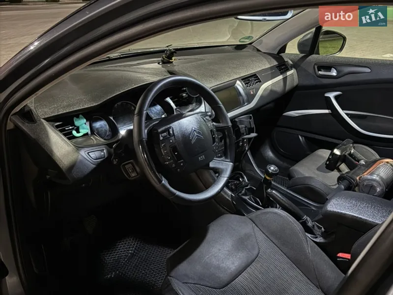 Citroen C5 2011 VIN VF7RW9HL0BL506676 фото оголошення 10 з 49