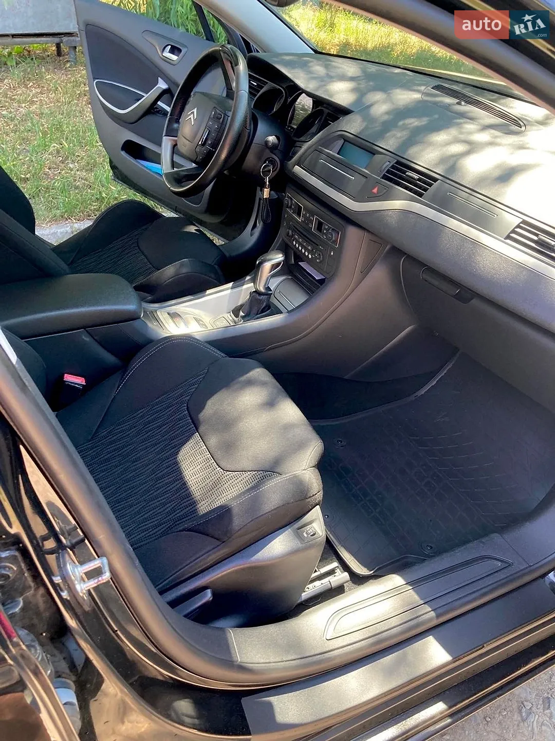 Citroen C5 2011 VIN VF7RWRHHABL523971 фото оголошення 12 з 17