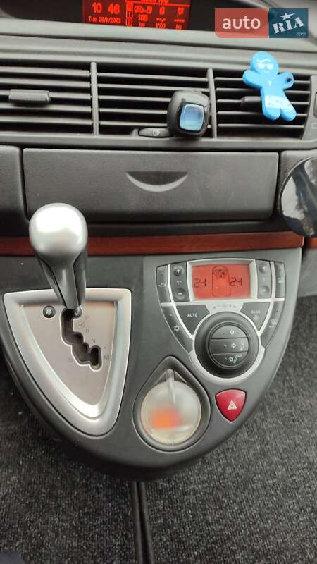 Минивэн Citroen C8 2006 в Каменец-Подольском