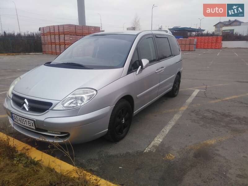 Минивэн Citroen C8 2004 в Ужгороде