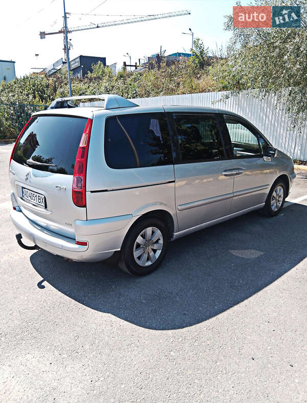 Минивэн Citroen C8 2004 в Ужгороде