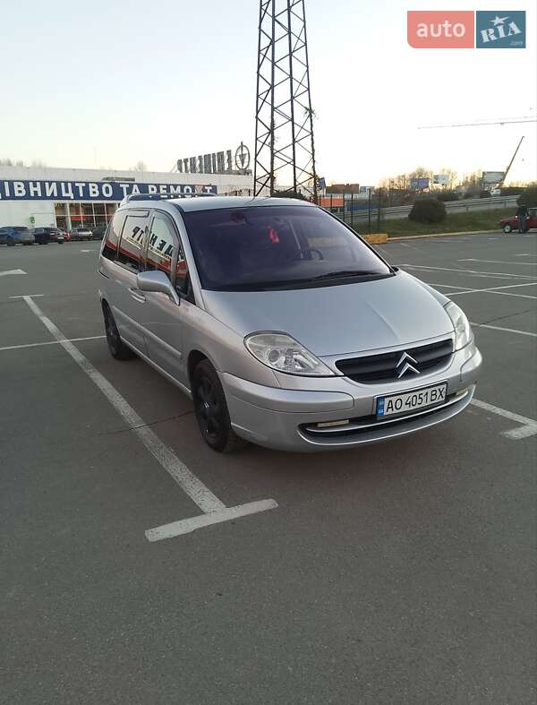 Минивэн Citroen C8 2004 в Ужгороде