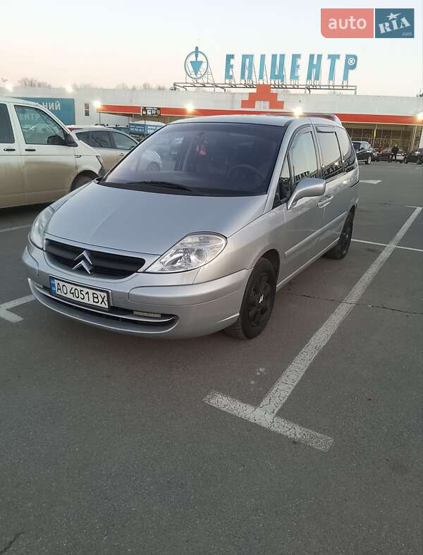 Минивэн Citroen C8 2004 в Ужгороде