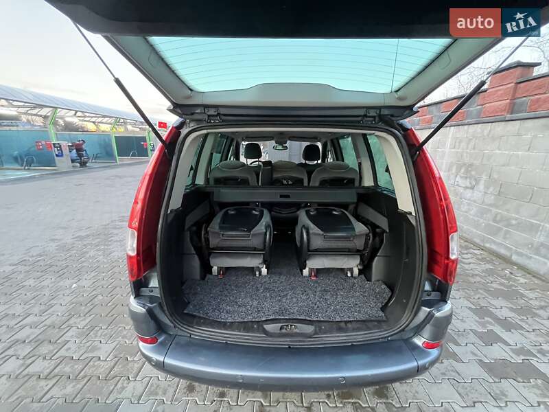 Минивэн Citroen C8 2009 в Ровно