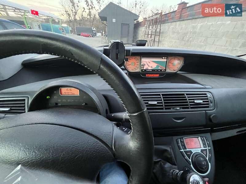 Минивэн Citroen C8 2009 в Ровно