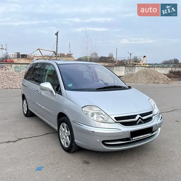 Citroen C8